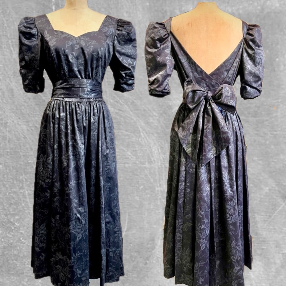 VINTAGE 80s Laura Ashley cotton black‎ shimmer puff sleeve full dress open back